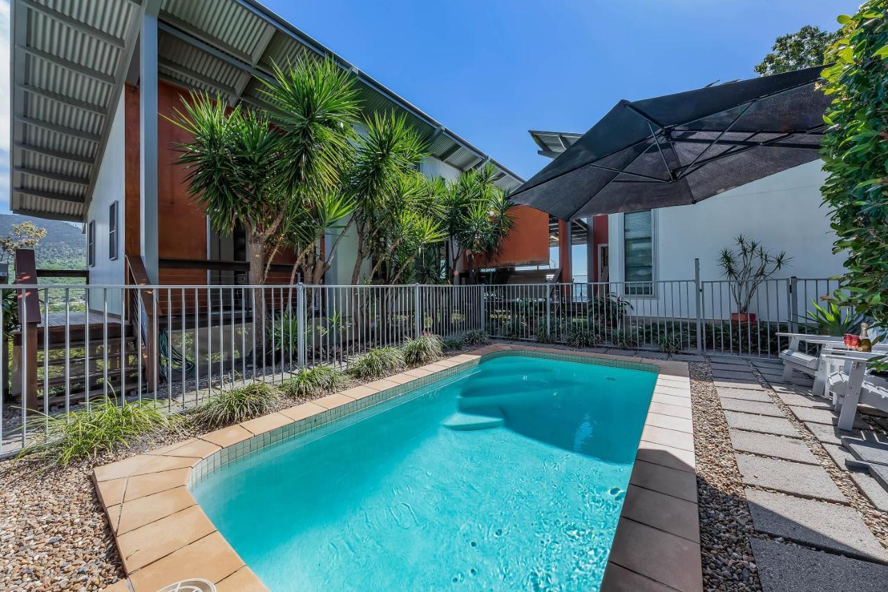 Mandalay Escape, Seclusion & Serenity With A Pool Airlie Beach Exteriör bild