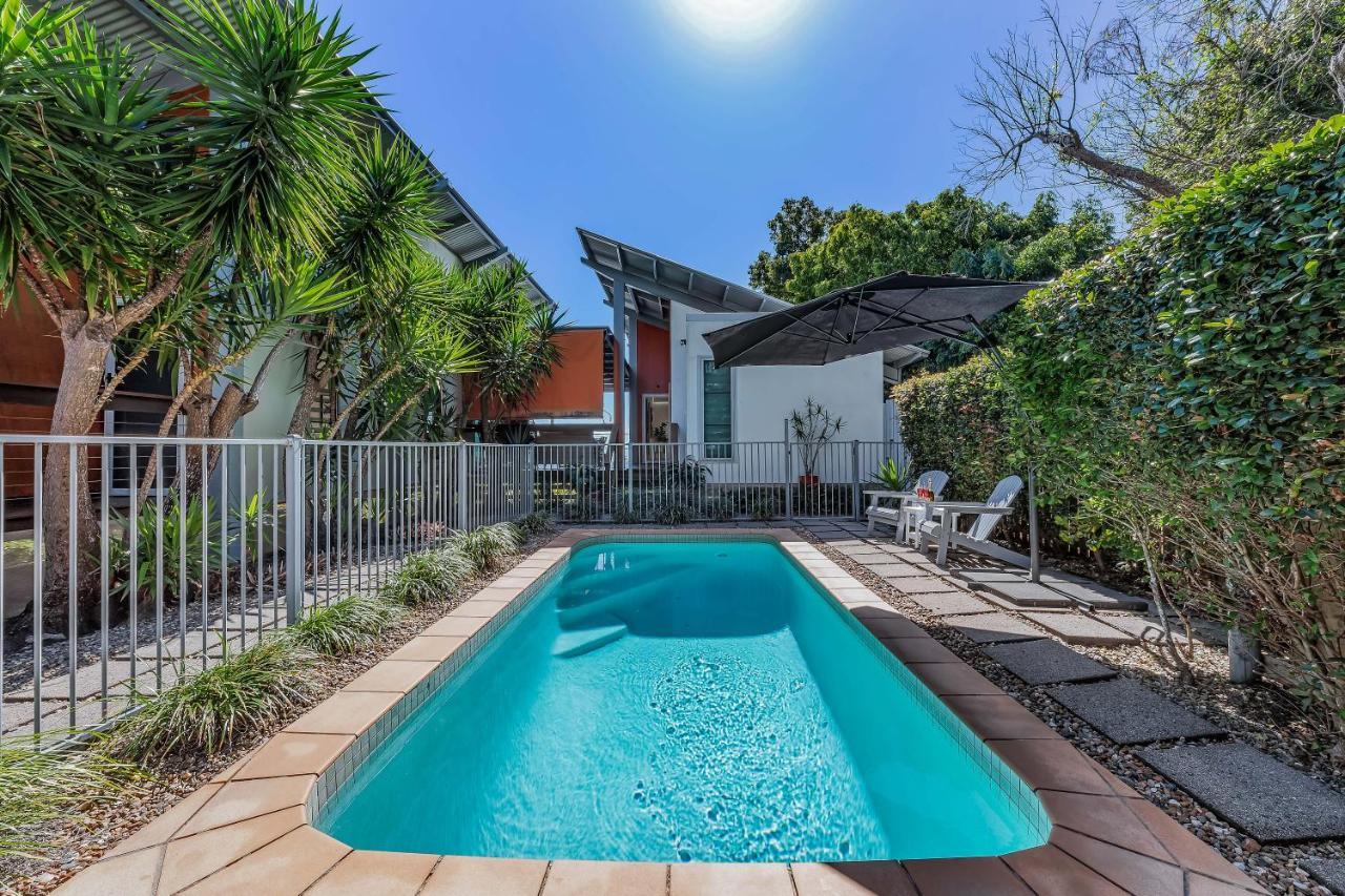 Mandalay Escape, Seclusion & Serenity With A Pool Airlie Beach Exteriör bild