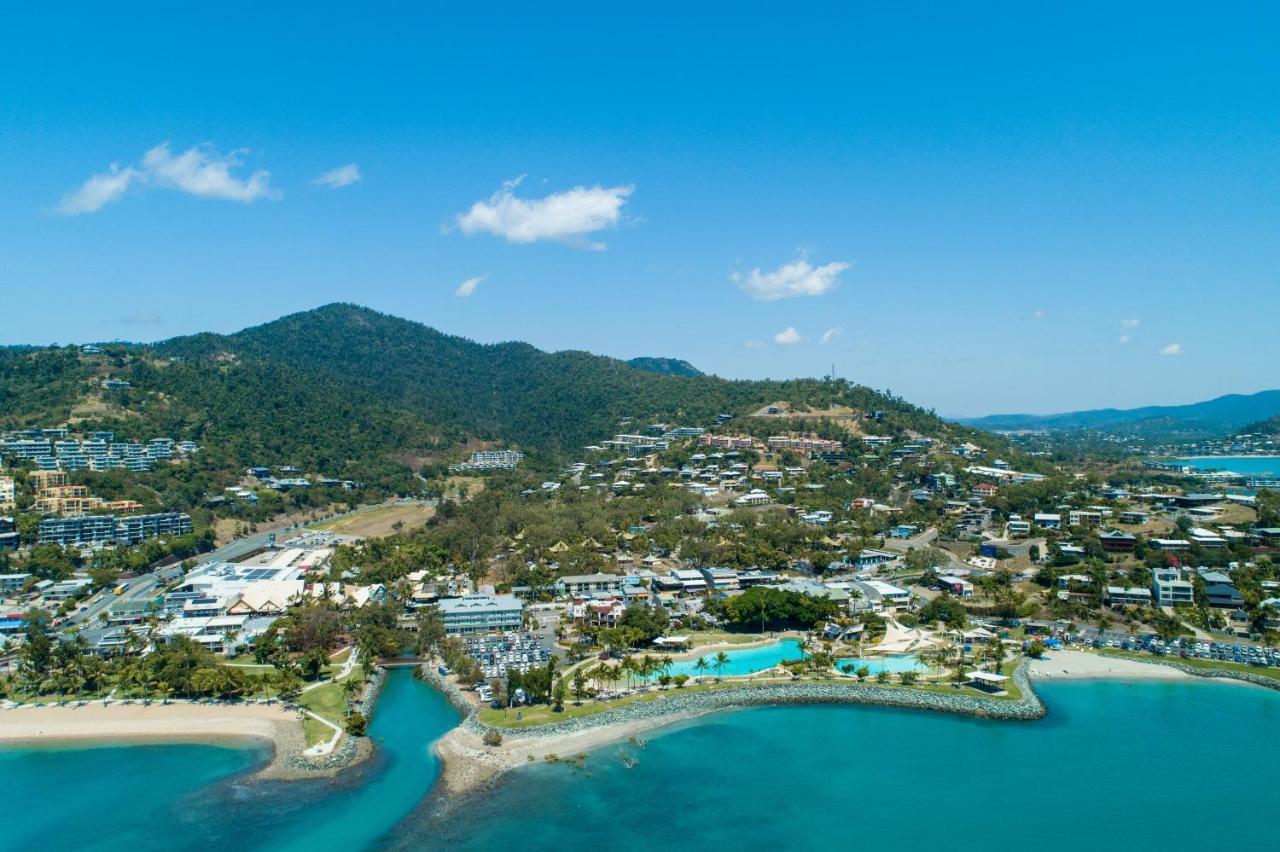 Mandalay Escape, Seclusion & Serenity With A Pool Airlie Beach Exteriör bild