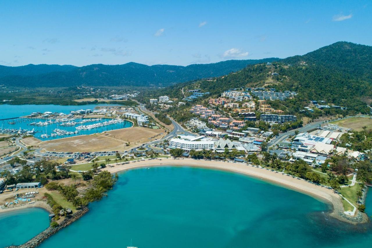Mandalay Escape, Seclusion & Serenity With A Pool Airlie Beach Exteriör bild