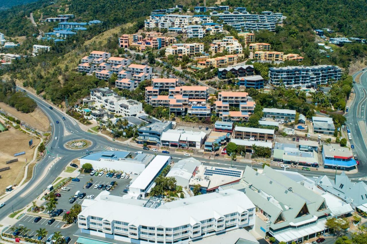 Mandalay Escape, Seclusion & Serenity With A Pool Airlie Beach Exteriör bild